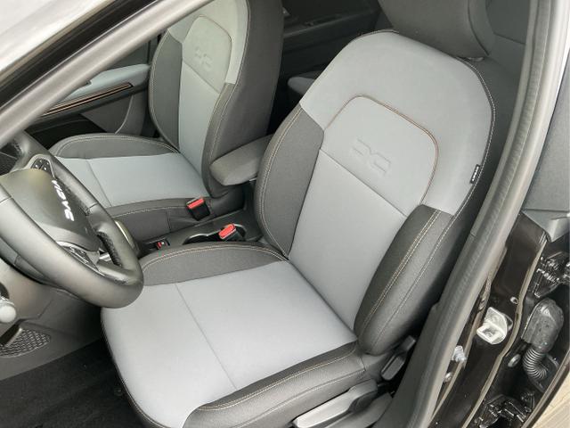 Dacia / Jogger / Schwarz / Extreme / Black Metalic / , Beispielbilder, ggf. teilweise mit Sonderausstattung