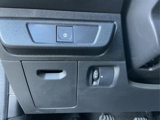 Dacia / Jogger / Grün / Extreme / Dusty Green / , Beispielbilder, ggf. teilweise mit Sonderausstattung