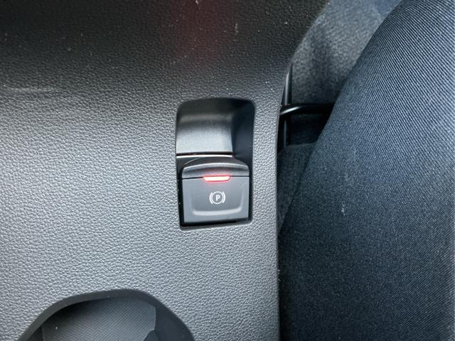 Dacia / Jogger / Grün / Extreme / Dusty Green / , Beispielbilder, ggf. teilweise mit Sonderausstattung