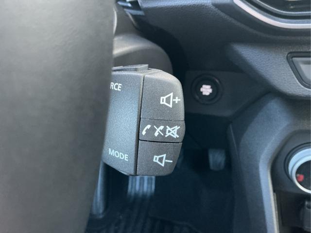 Dacia / Jogger / Grün / Extreme / Dusty Green / , Beispielbilder, ggf. teilweise mit Sonderausstattung