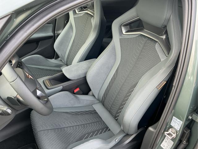 Cupra / Born / Grün / VZ / Dark-Forest Grūn / 