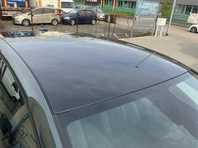 Cupra / Born / Grün / VZ / Dark-Forest Grūn / 