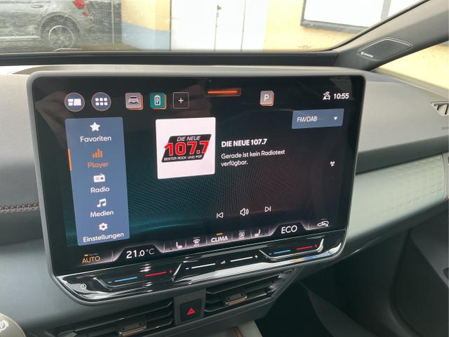 Cupra / Born / Grün / VZ / Dark-Forest Grūn / 