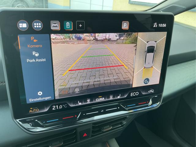 Cupra / Born / Grün / VZ / Dark-Forest Grūn / 