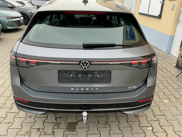Volkswagen / Passat Variant / Grau / Elegance+AHK / Diabase Grey / , Beispielbilder, ggf. teilweise mit Sonderausstattung