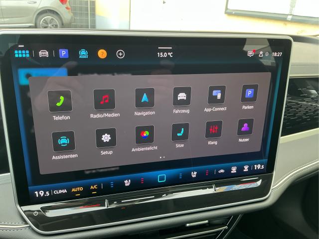 Volkswagen / Passat Variant / Grau / Elegance+AHK / Diabase Grey / , Beispielbilder, ggf. teilweise mit Sonderausstattung