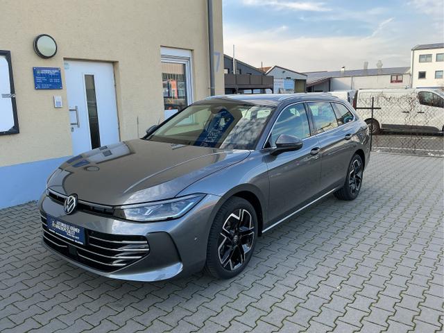 Volkswagen Passat Variant - Elegance NAVI MATRIX MASSAGE ACC KAMERA 18 ZOLL LM