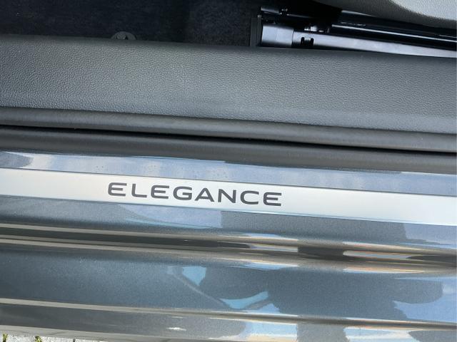 Volkswagen / Passat Variant / Grau / Elegance / Diabase Grey / , Beispielbilder, ggf. teilweise mit Sonderausstattung