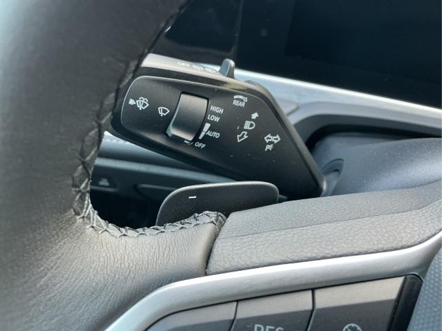 Volkswagen / Passat Variant / Grau / Elegance / Diabase Grey / , Beispielbilder, ggf. teilweise mit Sonderausstattung