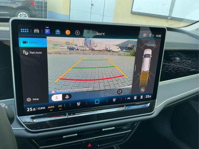 Volkswagen / Passat Variant / Grau / Elegance / Diabase Grey / , Beispielbilder, ggf. teilweise mit Sonderausstattung