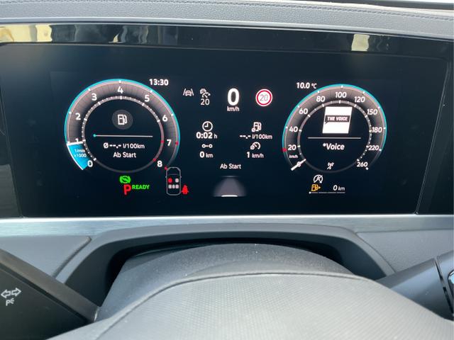 Volkswagen / Passat Variant / Grau / Elegance / Diabase Grey / , Beispielbilder, ggf. teilweise mit Sonderausstattung