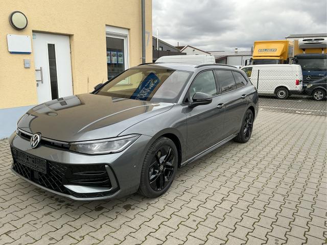 Volkswagen Passat Variant - R-Line 4WD DSG Navi Head-UP Matrix-LED ACC Black Style P. Standheizung Pano.-Dach