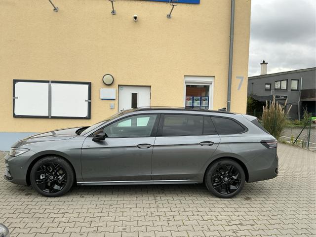 Volkswagen / Passat Variant / Grau / R-Line / Diabasgrau / , Beispielbilder, ggf. teilweise mit Sonderausstattung