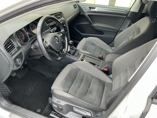 Volkswagen / Golf Variant / / / / 