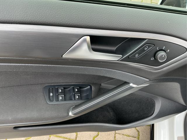 Volkswagen / Golf Variant / / / / 