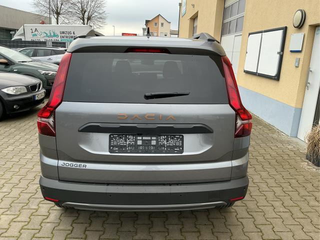 Dacia / Jogger / Grau / Extreme + / Schiste Grey Metallic / , Beispielbilder, ggf. teilweise mit Sonderausstattung