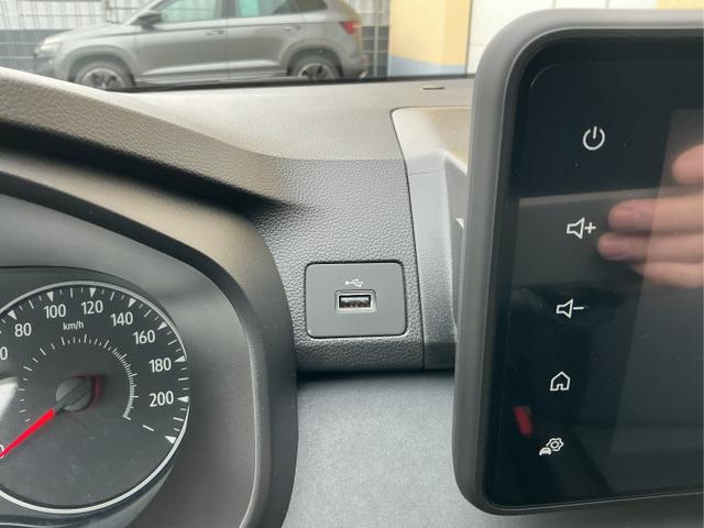 Dacia / Jogger / Grau / Extreme + / Schiste Grey Metallic / , Beispielbilder, ggf. teilweise mit Sonderausstattung