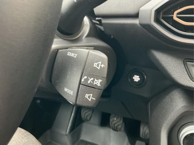 Dacia / Jogger / Grau / Extreme + / Schiste Grey Metallic / , Beispielbilder, ggf. teilweise mit Sonderausstattung