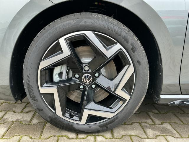 Volkswagen / Passat Variant / Grau / R-Line. AHK / Diabasgrau / , Beispielbilder, ggf. teilweise mit Sonderausstattung