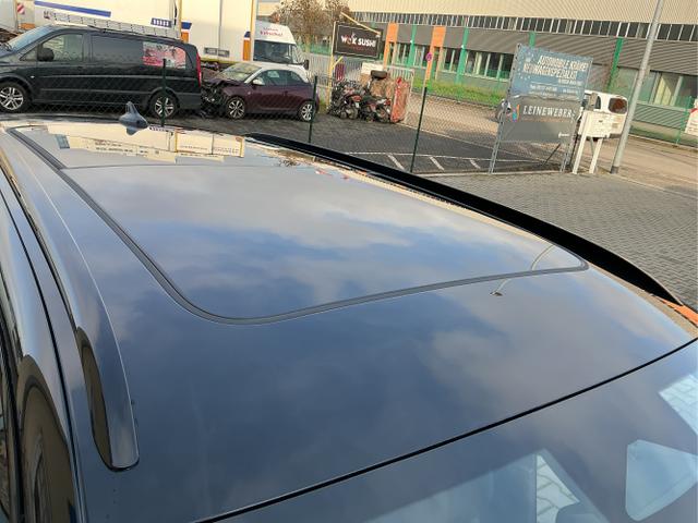 Cupra / Leon Sportstourer / Schwarz / Sp VZ AHK / Midnight Black / , Beispielbilder, ggf. teilweise mit Sonderausstattung