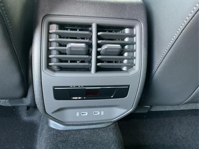 Cupra / Formentor / Grau / VZ / Magnetich Tech / , Beispielbilder, ggf. teilweise mit Sonderausstattung