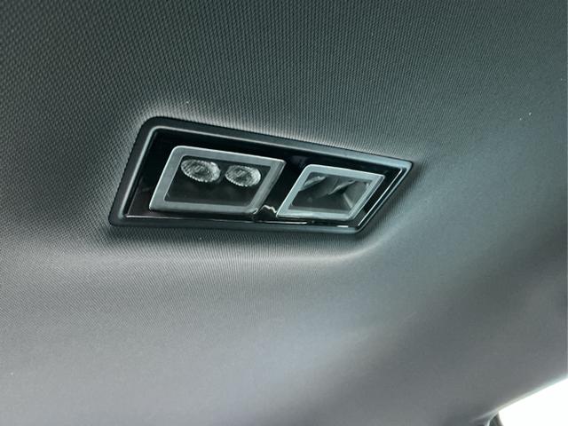 Cupra / Formentor / Grau / VZ / Magnetich Tech / , Beispielbilder, ggf. teilweise mit Sonderausstattung