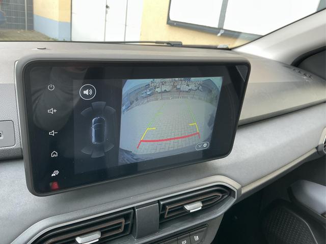 Beispielbilder, ggf. teilweise mit Sonderausstattung