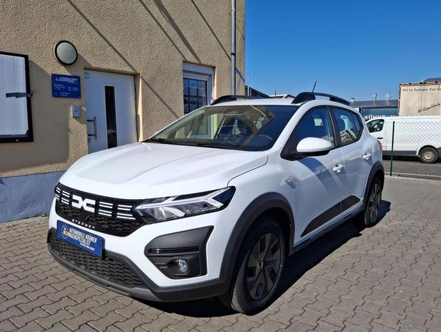 Dacia Sandero Stepway - Essential Dachreling PDC h Klimaanlage 16"Stahlfelgen