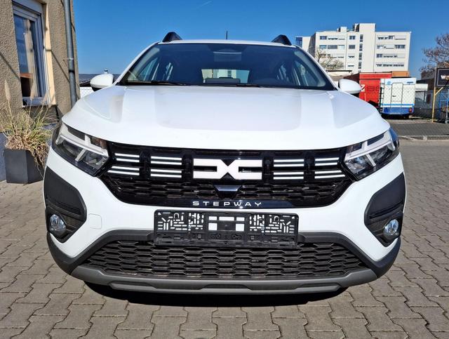Dacia Sandero Stepway Extreme Klimaauto. PDC v+h Kamera 16-Zoll-LM 
