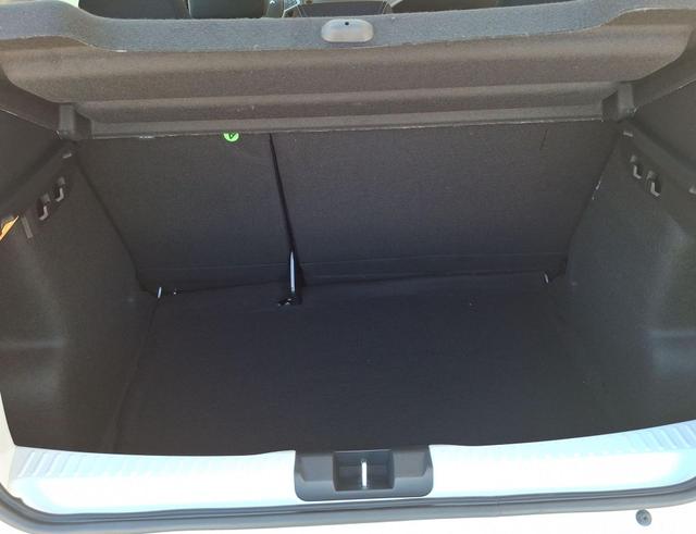 Dacia Sandero Stepway Extreme Klimaauto. PDC v+h Kamera 16-Zoll-LM 