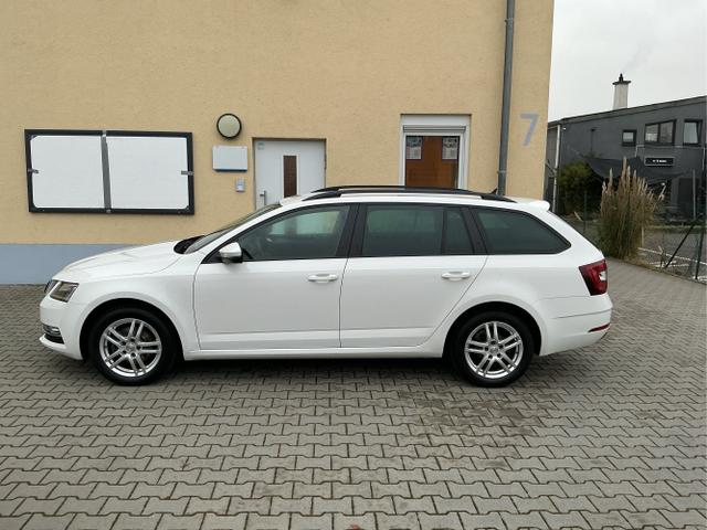 Skoda / Octavia Combi / Wei&szlig; / / / Style LED NAVI KESSY el. Heckklappe 8fach Bereift