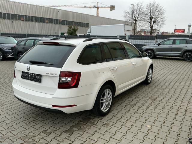 Skoda / Octavia Combi / Wei&szlig; / / / Style LED NAVI KESSY el. Heckklappe 8fach Bereift