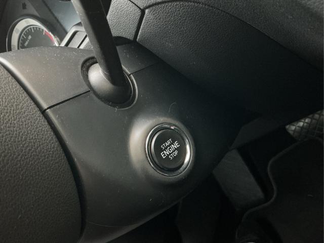 Skoda / Octavia Combi / Wei&szlig; / / / Style LED NAVI KESSY el. Heckklappe 8fach Bereift