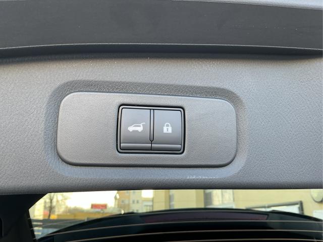 Beispielbilder, ggf. teilweise mit Sonderausstattung