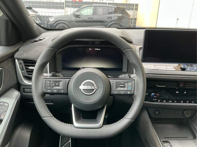 Nissan / Qashqai / Grau / Tekna+ / Ceramic Grey / , Beispielbilder, ggf. teilweise mit Sonderausstattung