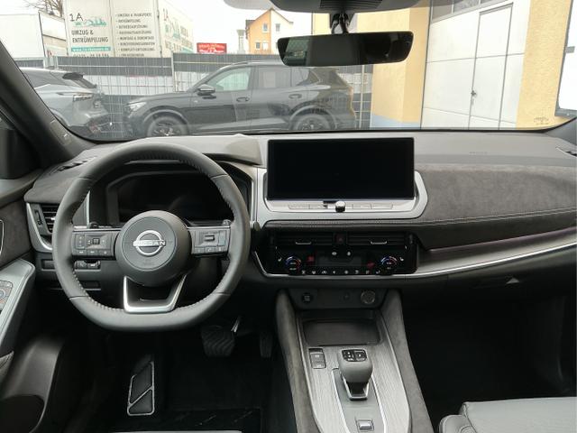 Nissan / Qashqai / Grau / Tekna+ / Ceramic Grey / , Beispielbilder, ggf. teilweise mit Sonderausstattung