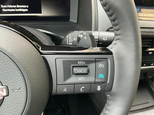 Nissan / Qashqai / Grau / Tekna+ / Ceramic Grey / , Beispielbilder, ggf. teilweise mit Sonderausstattung