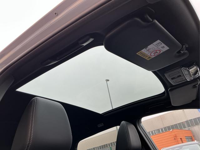 Nissan / Qashqai / Grau / Tekna+ / Ceramic Grey / , Beispielbilder, ggf. teilweise mit Sonderausstattung