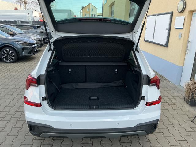 Skoda / Kamiq / Wei&szlig; / Top Selection / Moon White / , Beispielbilder, ggf. teilweise mit Sonderausstattung