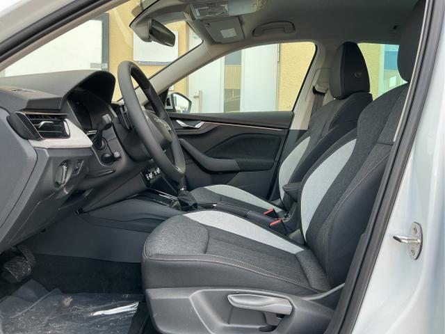 Skoda / Kamiq / Wei&szlig; / Top Selection / Moon White / , Beispielbilder, ggf. teilweise mit Sonderausstattung