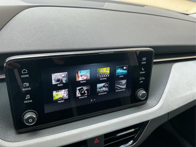 Skoda / Kamiq / Wei&szlig; / Top Selection / Moon White / , Beispielbilder, ggf. teilweise mit Sonderausstattung