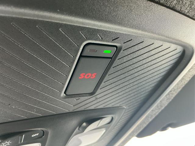 Dacia / Duster / Gr&uuml;n / Journey / Green Cedre / , Beispielbilder, ggf. teilweise mit Sonderausstattung