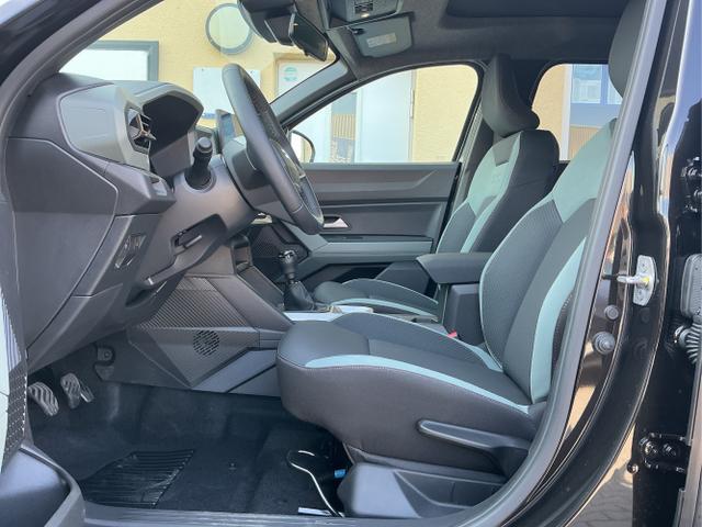 Dacia / Bigster / Schwarz / Extreme / Black Nacre / , Beispielbilder, ggf. teilweise mit Sonderausstattung