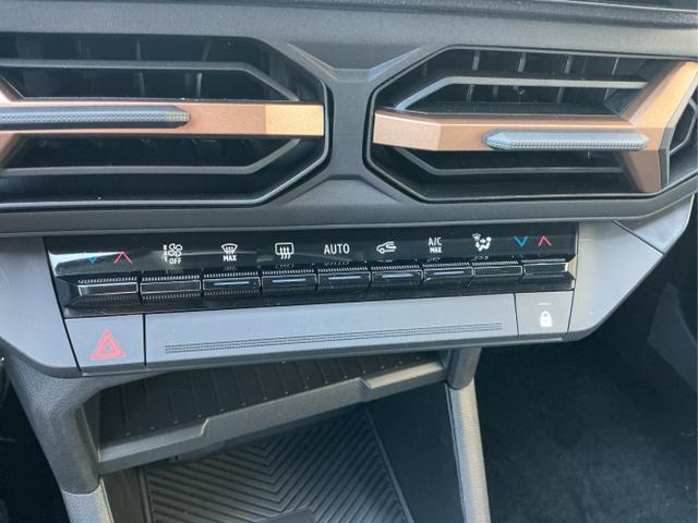 Dacia / Bigster / Schwarz / Extreme / Black Nacre / , Beispielbilder, ggf. teilweise mit Sonderausstattung