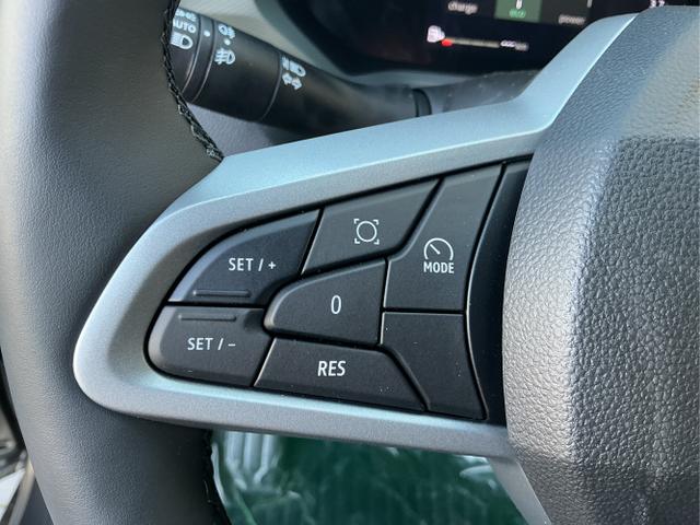 Dacia / Duster / Grau / Extreme / Grey Schiste Metalic / , Beispielbilder, ggf. teilweise mit Sonderausstattung