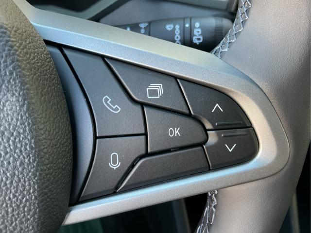 Dacia / Duster / Grau / Extreme / Grey Schiste Metalic / , Beispielbilder, ggf. teilweise mit Sonderausstattung