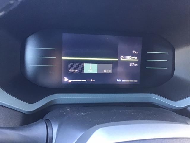 Dacia / Duster / Schwarz / Black Nacre Metalic / / , Beispielbilder, ggf. teilweise mit Sonderausstattung