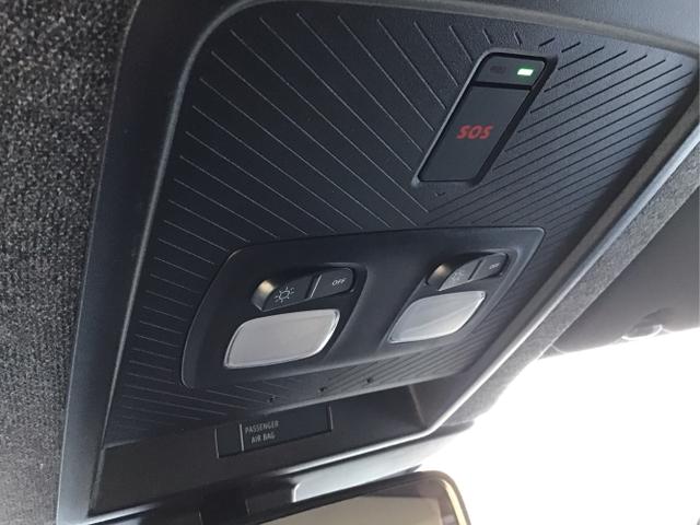 Dacia / Duster / Schwarz / Black Nacre Metalic / / , Beispielbilder, ggf. teilweise mit Sonderausstattung