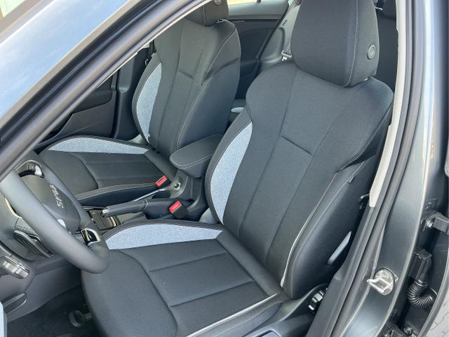 Skoda / Kamiq / Grau / Classic+AHK / / , Beispielbilder, ggf. teilweise mit Sonderausstattung