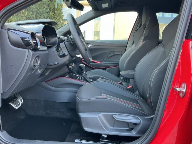 Skoda / Fabia / Rot / Classic+AHK / Velvet Red /Black Magic / , Beispielbilder, ggf. teilweise mit Sonderausstattung